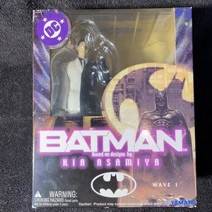Two face Batman figure